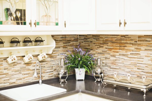 Les tendances de décoration intérieure à adopter pour valoriser votre maison