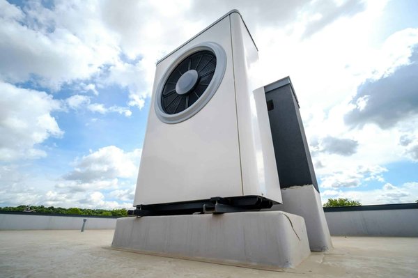 Pompes à chaleur à Nevers : pourquoi un installateur RGE est votre meilleur allié pour une installation réussie